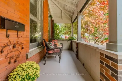 21 Mctague Street Guelph ON N1H 2A7