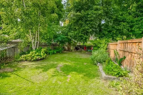 21 Mctague Street Guelph ON N1H 2A7