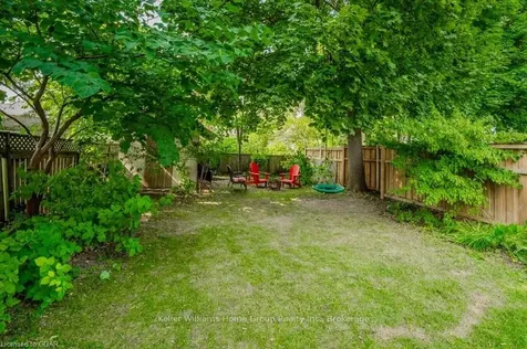 21 Mctague Street Guelph ON N1H 2A7