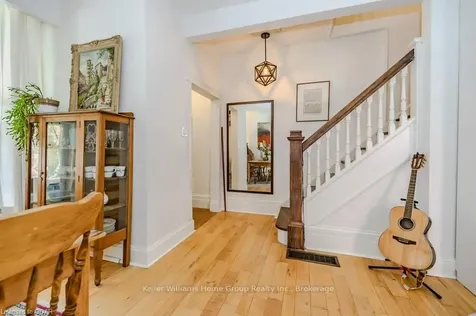 21 Mctague Street Guelph ON N1H 2A7