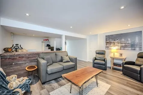 93 William Street Guelph ON N1E 5G1