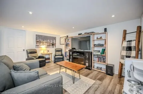 93 William Street Guelph ON N1E 5G1