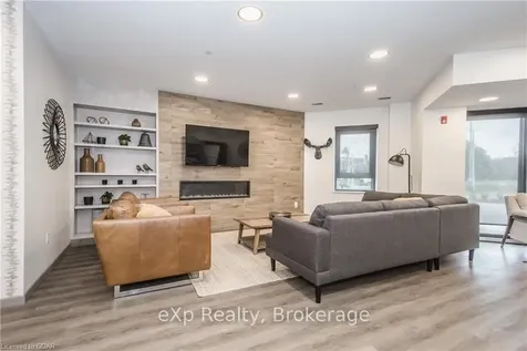 332 Gosling Gardens Guelph ON N1L 0P8