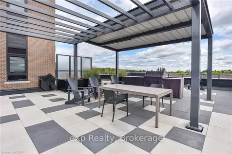 332 Gosling Gardens Guelph ON N1L 0P8