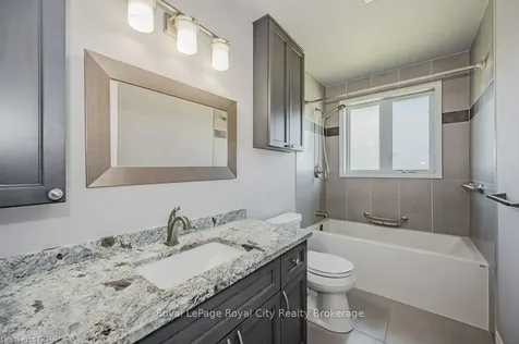 4 Valleyridge Trail Guelph ON N1G 4A9