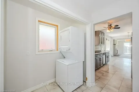 4 Valleyridge Trail Guelph ON N1G 4A9