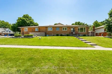 4 Valleyridge Trail Guelph ON N1G 4A9