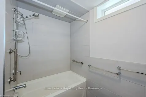 4 Valleyridge Trail Guelph ON N1G 4A9
