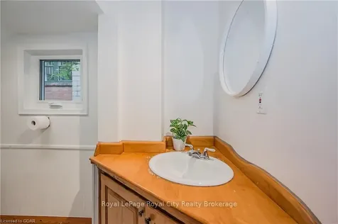 59 Fountain Street W Guelph ON N1H 3P4