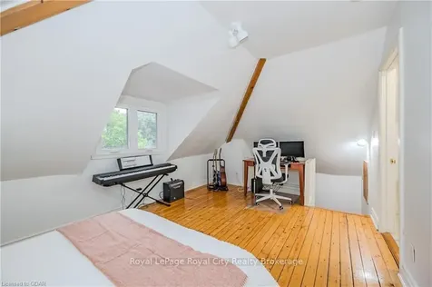 59 Fountain Street W Guelph ON N1H 3P4