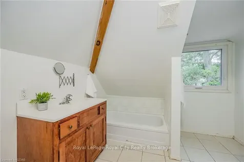 59 Fountain Street W Guelph ON N1H 3P4