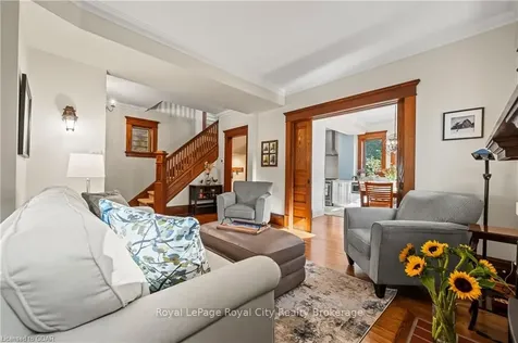 142 Oxford Street Guelph ON N1H 2M7