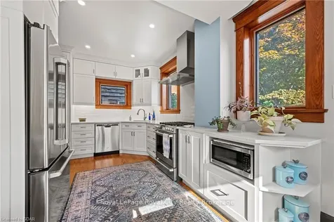 142 Oxford Street Guelph ON N1H 2M7