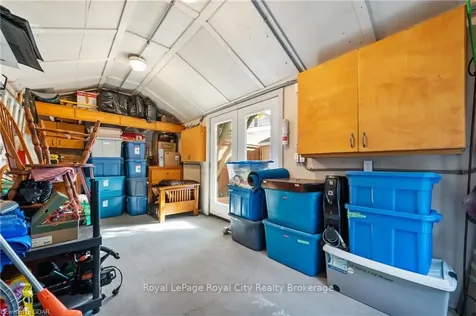 142 Oxford Street Guelph ON N1H 2M7