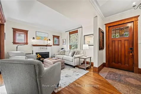 142 Oxford Street Guelph ON N1H 2M7