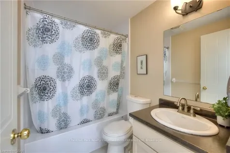 572 Grange Road Guelph ON N1E 7C9