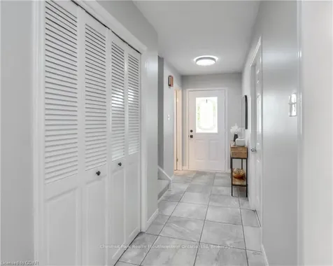 572 Grange Road Guelph ON N1E 7C9