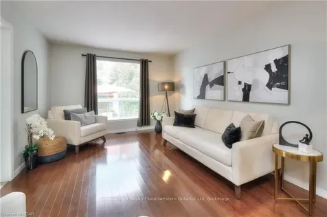 572 Grange Road Guelph ON N1E 7C9