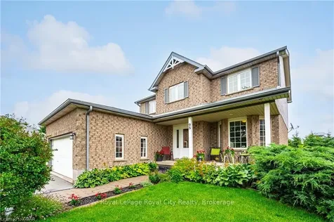 95 Halls Drive Centre Wellington ON N0B 1S0