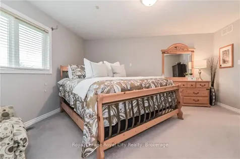 95 Halls Drive Centre Wellington ON N0B 1S0