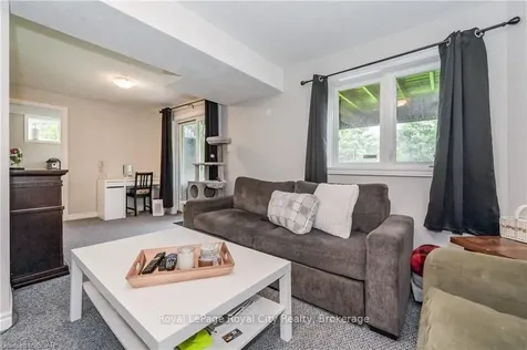 95 Halls Drive Centre Wellington ON N0B 1S0