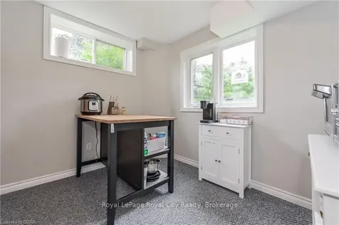 95 Halls Drive Centre Wellington ON N0B 1S0