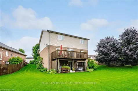 95 Halls Drive Centre Wellington ON N0B 1S0