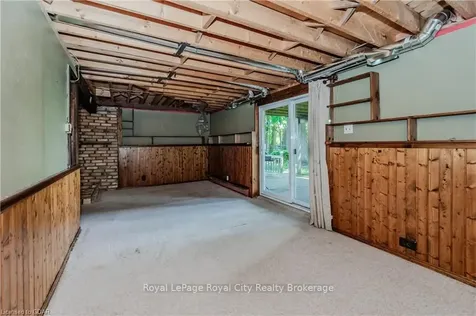 173 Southwood Drive Kitchener ON N2E 2B2