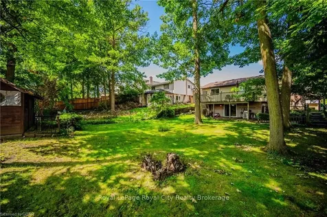 173 Southwood Drive Kitchener ON N2E 2B2