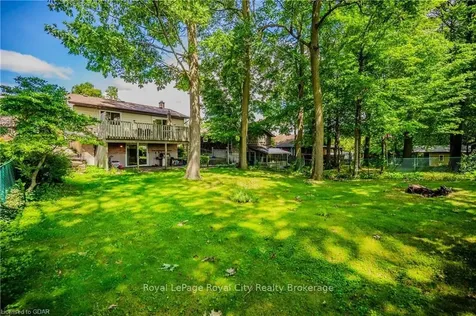 173 Southwood Drive Kitchener ON N2E 2B2