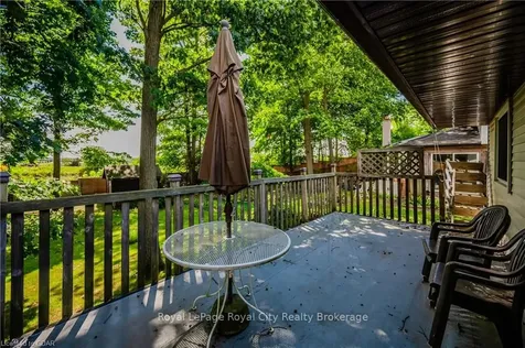 173 Southwood Drive Kitchener ON N2E 2B2