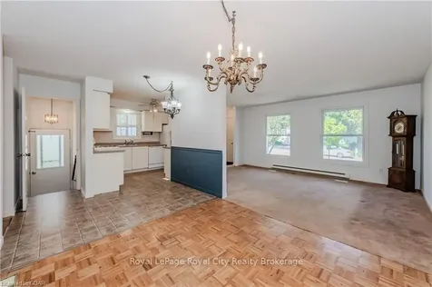 173 Southwood Drive Kitchener ON N2E 2B2