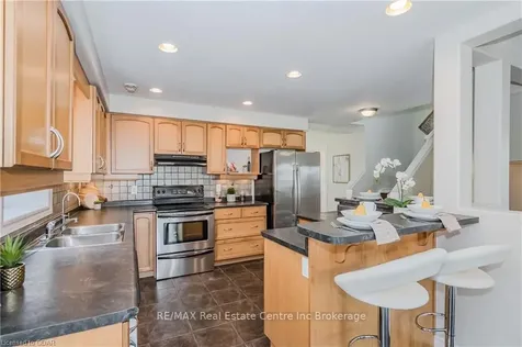 137 Clough Crescent Guelph ON N1L 0E4