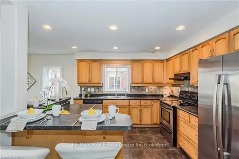 137 Clough Crescent Guelph ON N1L 0E4