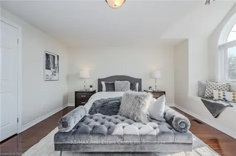 137 Clough Crescent Guelph ON N1L 0E4