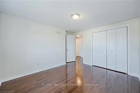 137 Clough Crescent Guelph ON N1L 0E4