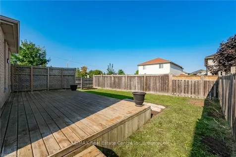 137 Clough Crescent Guelph ON N1L 0E4