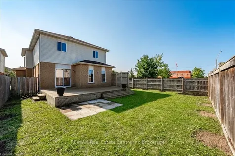 137 Clough Crescent Guelph ON N1L 0E4