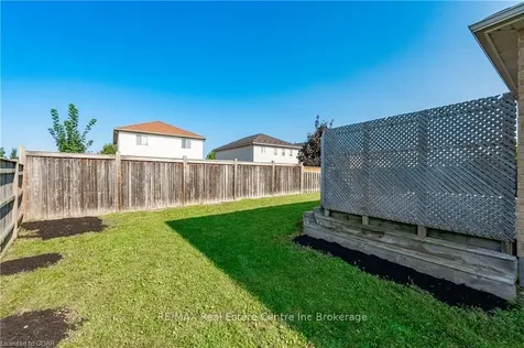 137 Clough Crescent Guelph ON N1L 0E4
