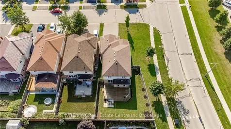 137 Clough Crescent Guelph ON N1L 0E4