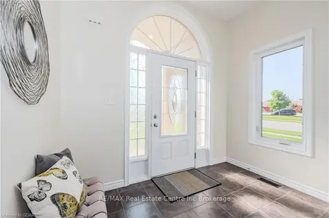 137 Clough Crescent Guelph ON N1L 0E4