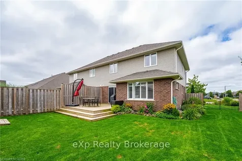 152 Marr Drive Centre Wellington ON N0B 1S0