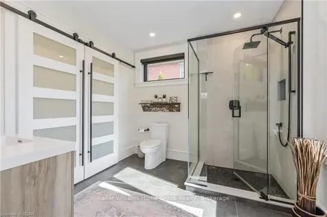 303 Street Andrew Street E Centre Wellington ON N1M 1R3