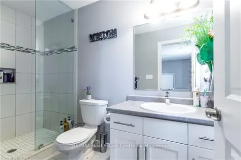 37 Jeffrey Drive Guelph ON N1E 0L6