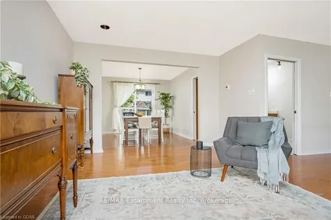 20 Sagewood Place Guelph ON N1G 3M6