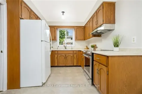 20 Sagewood Place Guelph ON N1G 3M6