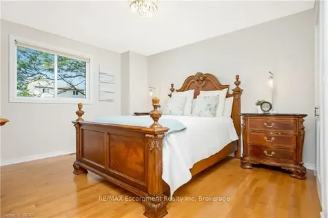 20 Sagewood Place Guelph ON N1G 3M6