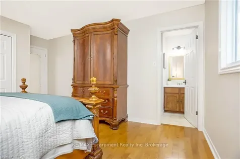 20 Sagewood Place Guelph ON N1G 3M6