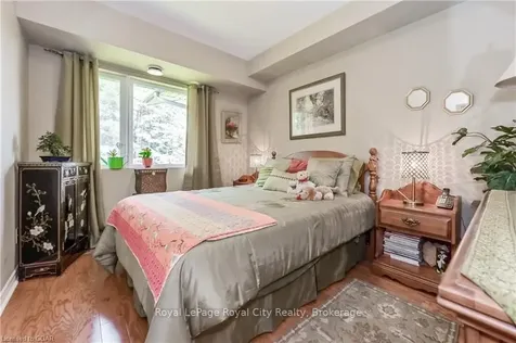 645 Street David Street S Centre Wellington ON N1M 0A9