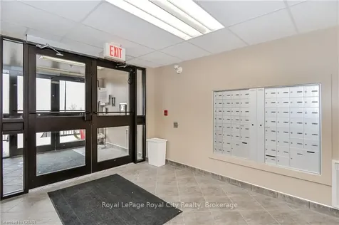 645 Street David Street S Centre Wellington ON N1M 0A9